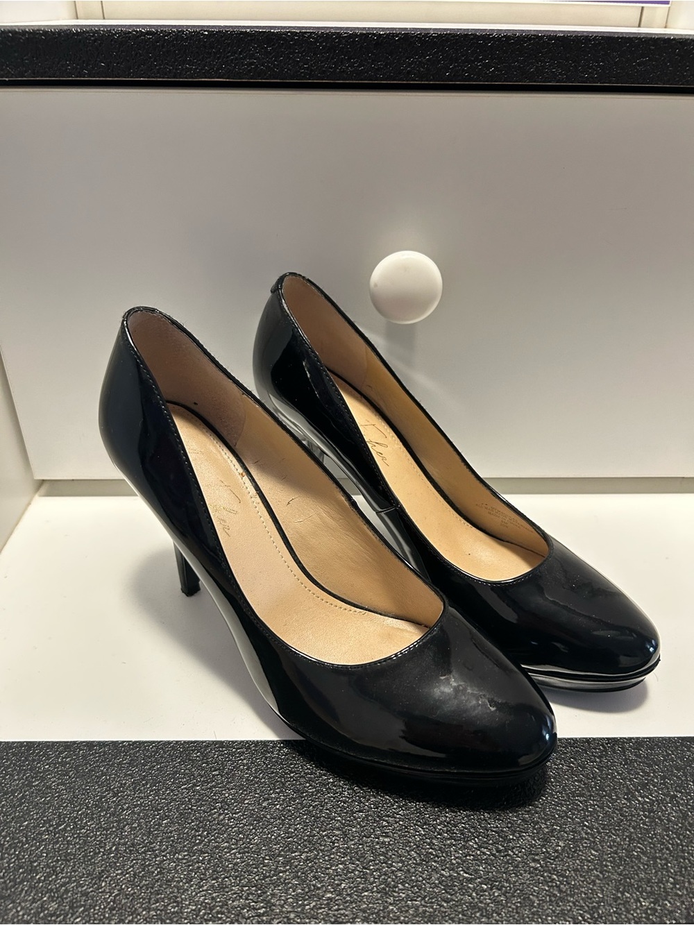 Marc Fisher Black Women's Pumps